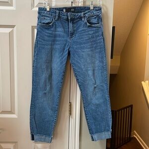 Kut from the Kloth factory Distressed cuff jean, sz 6